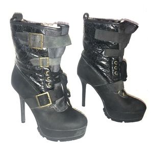 Koolaburra leather platform boots *LIKE NEW*